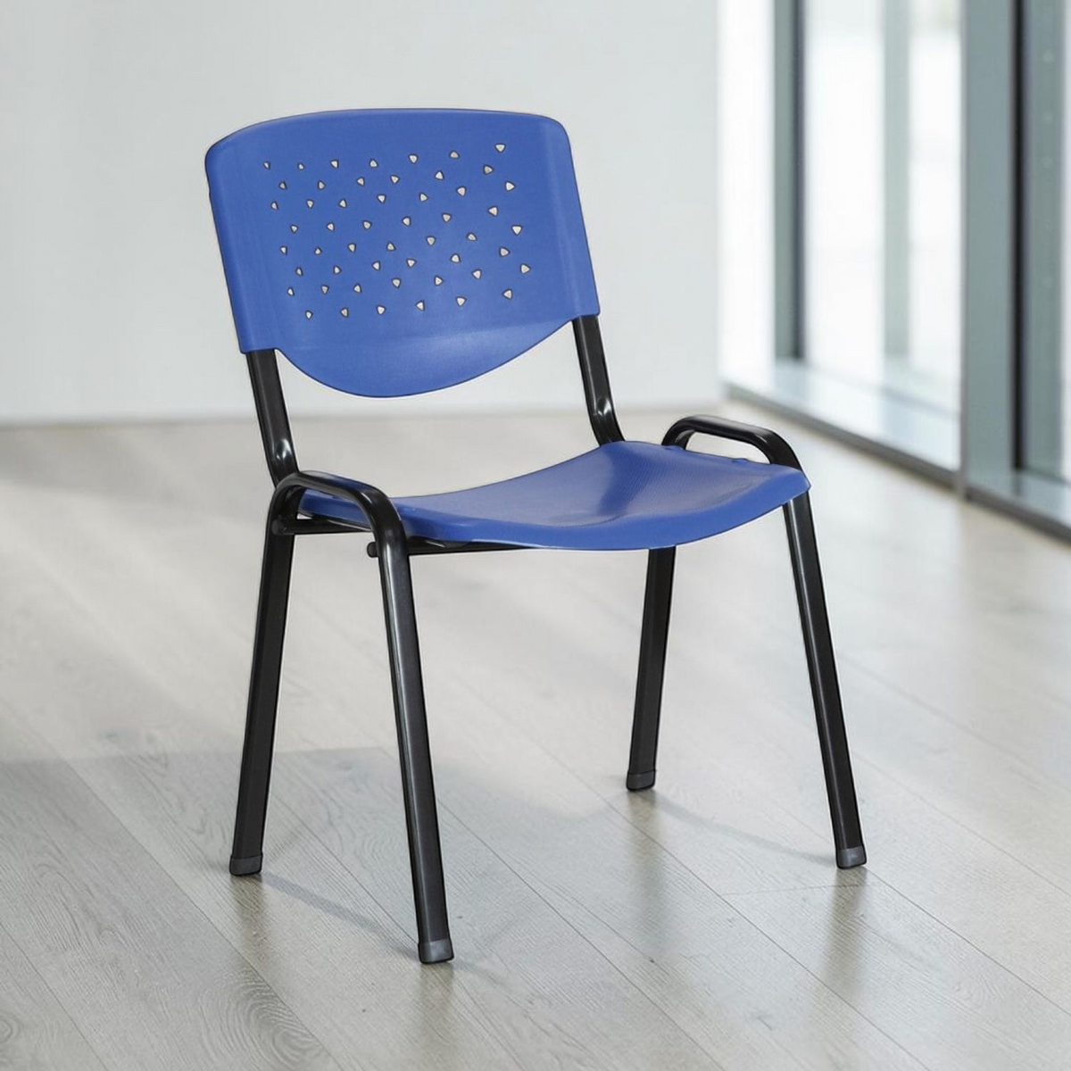 Silla de Espera Metal/Plastico Fija Azul en ambiente