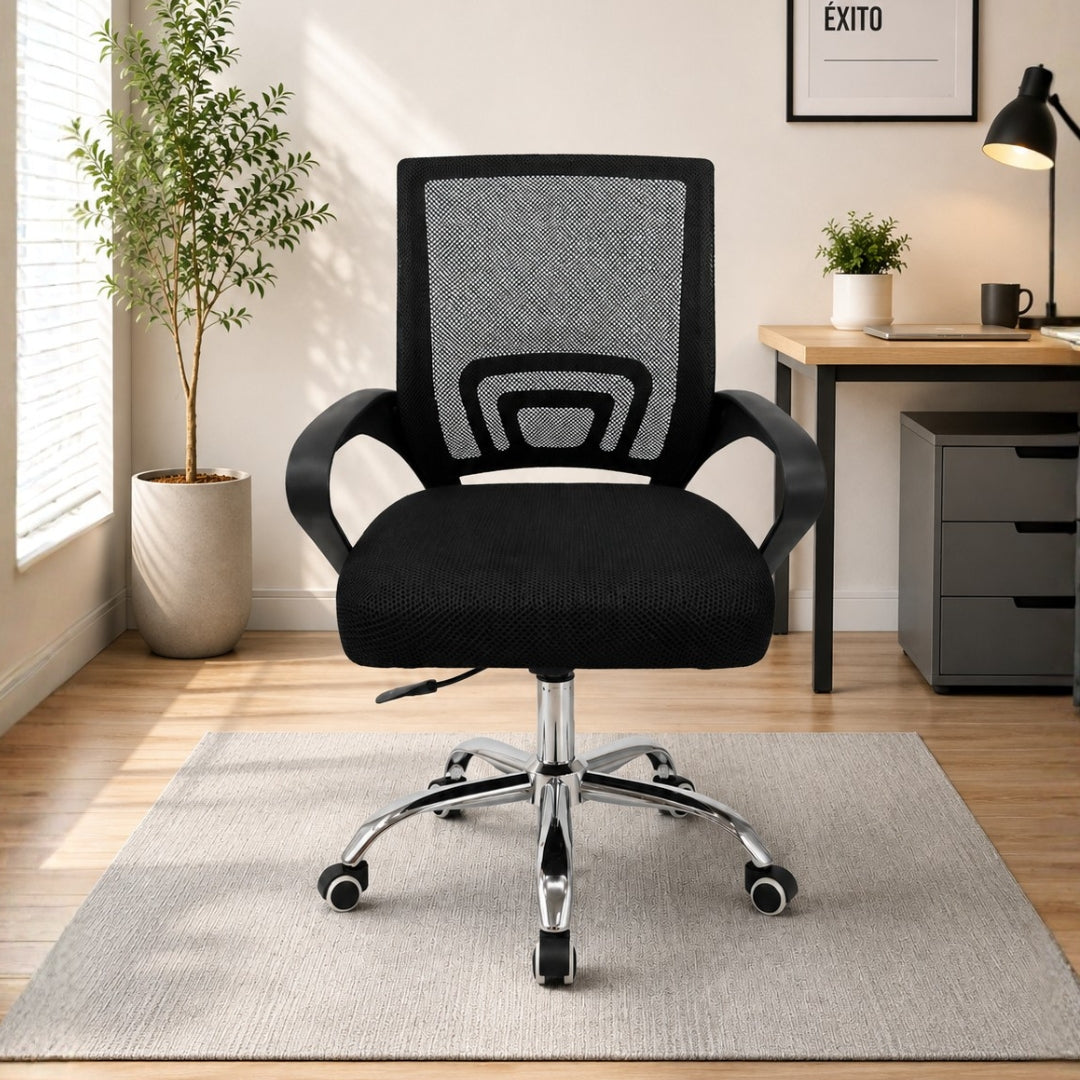 Silla de Oficina Negra/Base Metal Cromado en ambiente