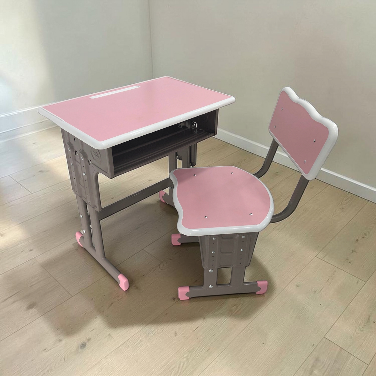 Mesa Escolar/Silla Rosa (30-234-707) en ambiente