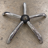 Base de Metal Silver en ambiente