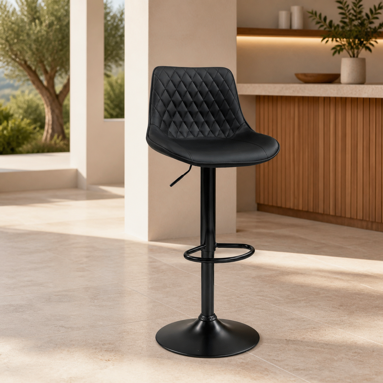 Silla de Bar Cuerina Rombos Base Negra en ambiente exterior