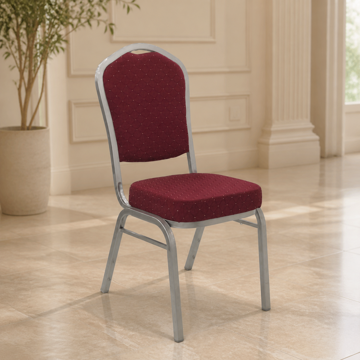 Silla de Evento Rojo Oscuro C/Puntos Dorados en ambiente exterior