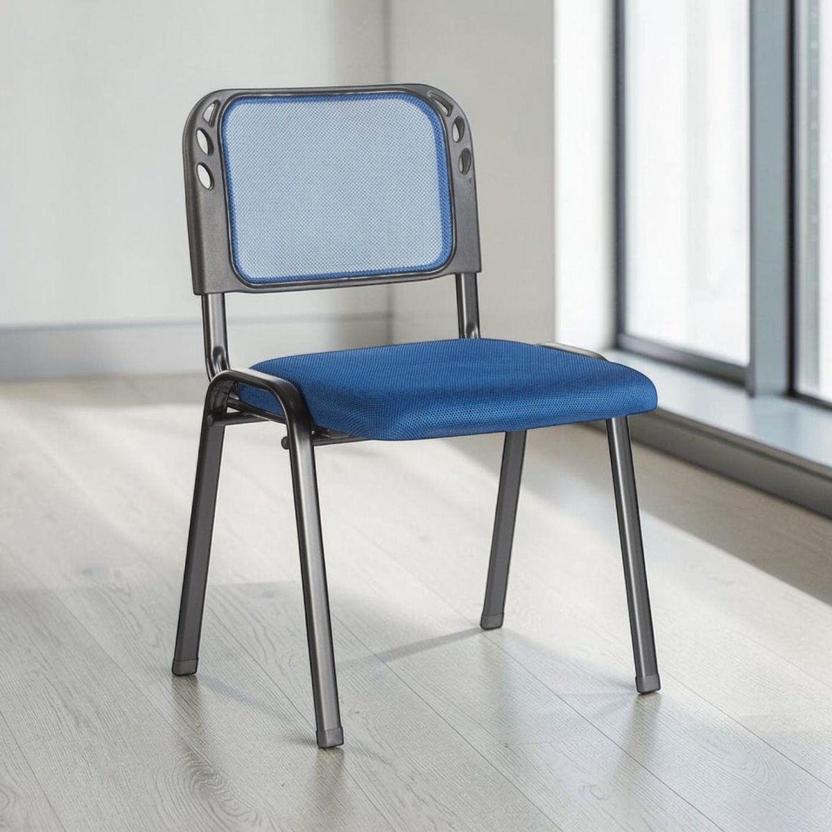 Silla de Espera Metal/Cojin/Plastica 6CM Fija Azul en ambiente