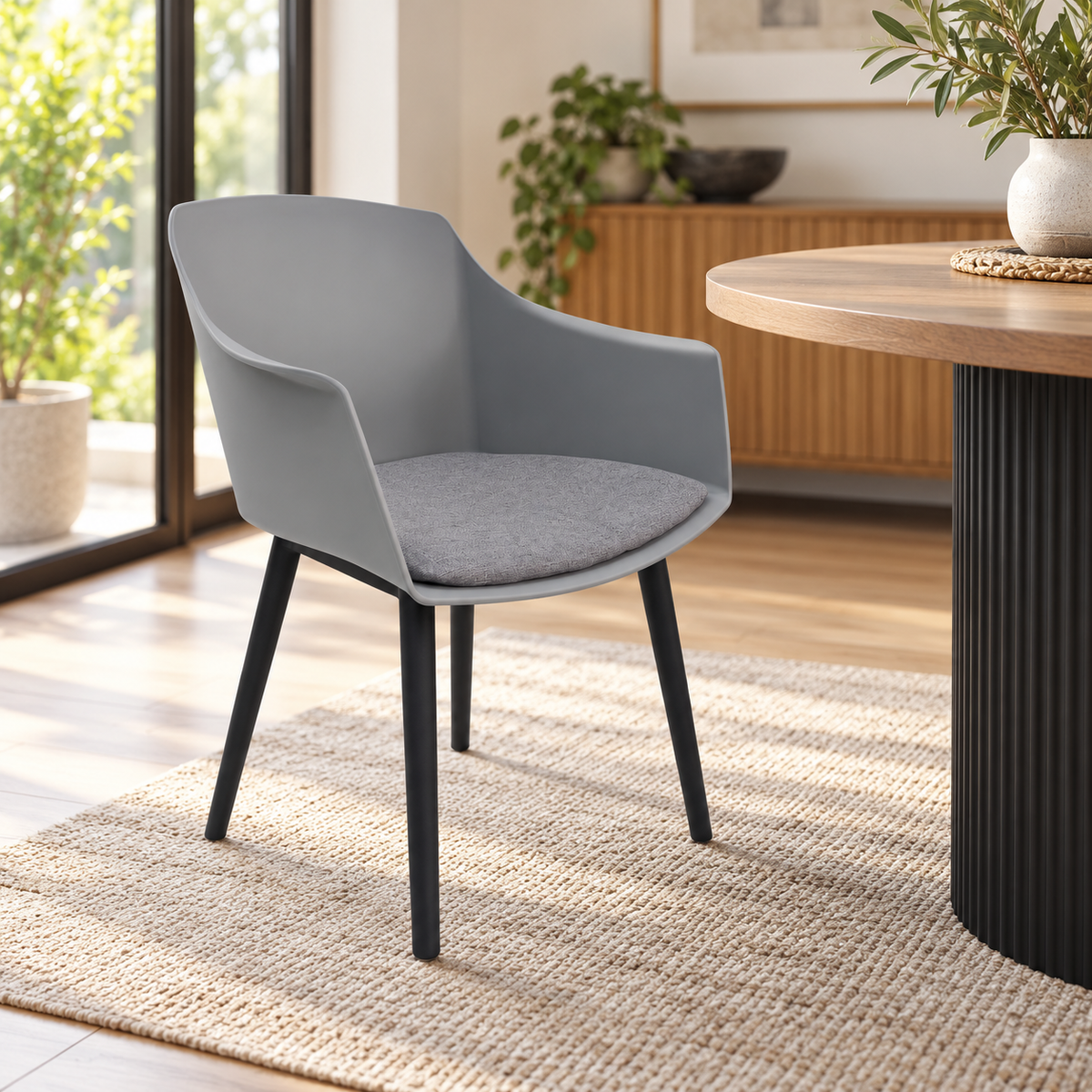 Silla Moderna Gris en ambiente