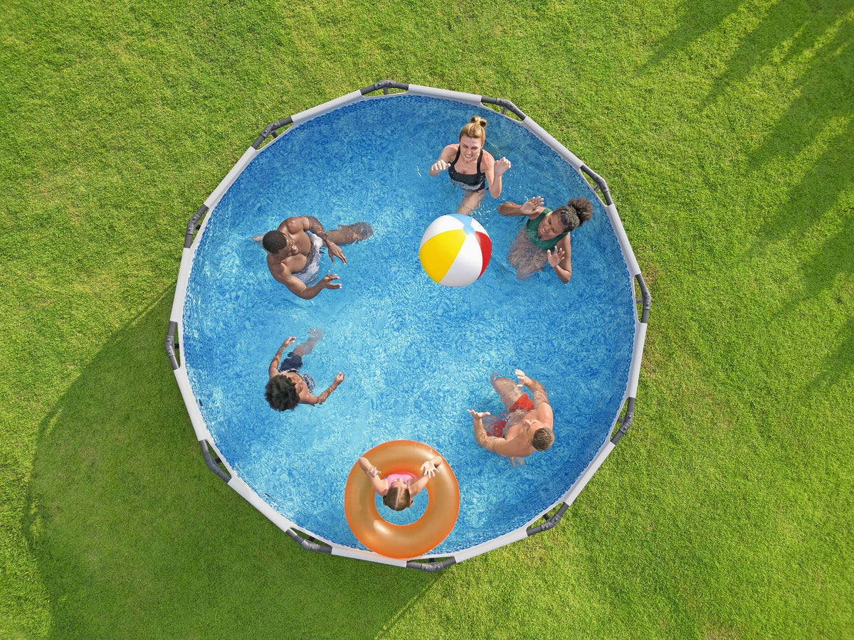 Piscina Bestway Steel Pro Max Redonda 366x100 cm - en uso (32-56419)