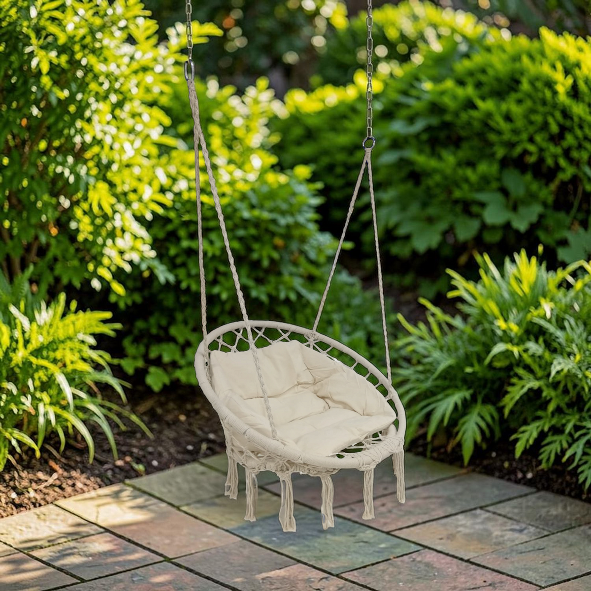 Silla Tipo Hamaca Crema (67-3299) en ambiente