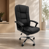 Silla De Oficina Cuerina Negro en ambiente exterior